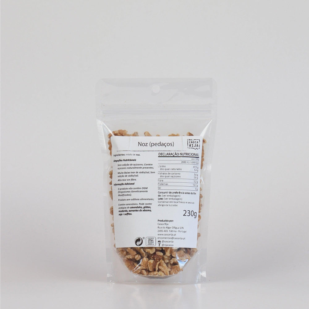 
                  
                    Noz em Pedaços 230 g - Casca Rija
                  
                