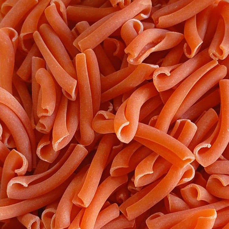 Ekologisk glutenfri strozzapreti-pasta av röda linser