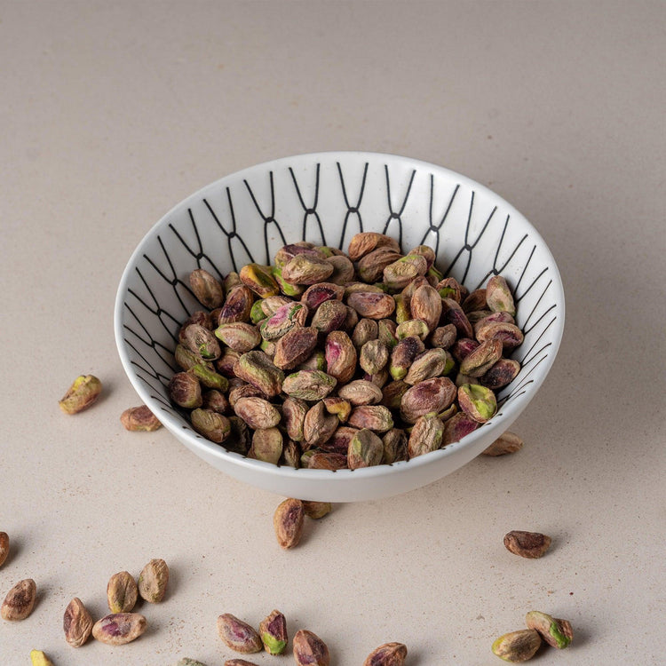 Pistacchi con buccia al naturale